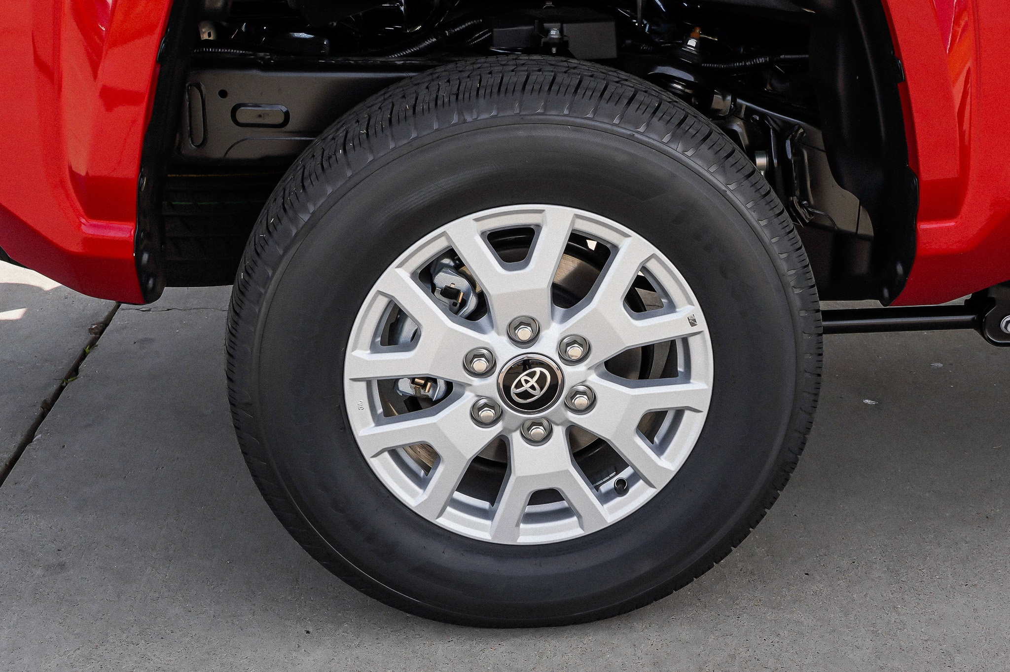 2026 Toyota Tacoma SR5 - Photo 11