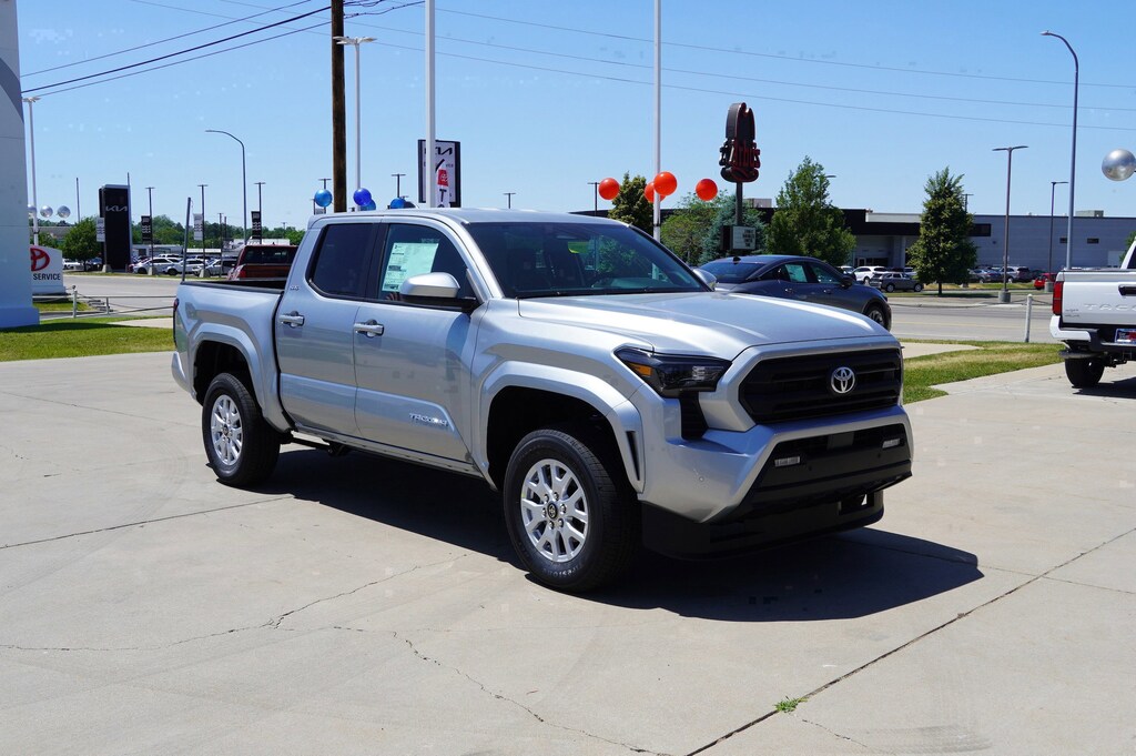 New 2025 Toyota Tacoma SR5 Truck Double Cab