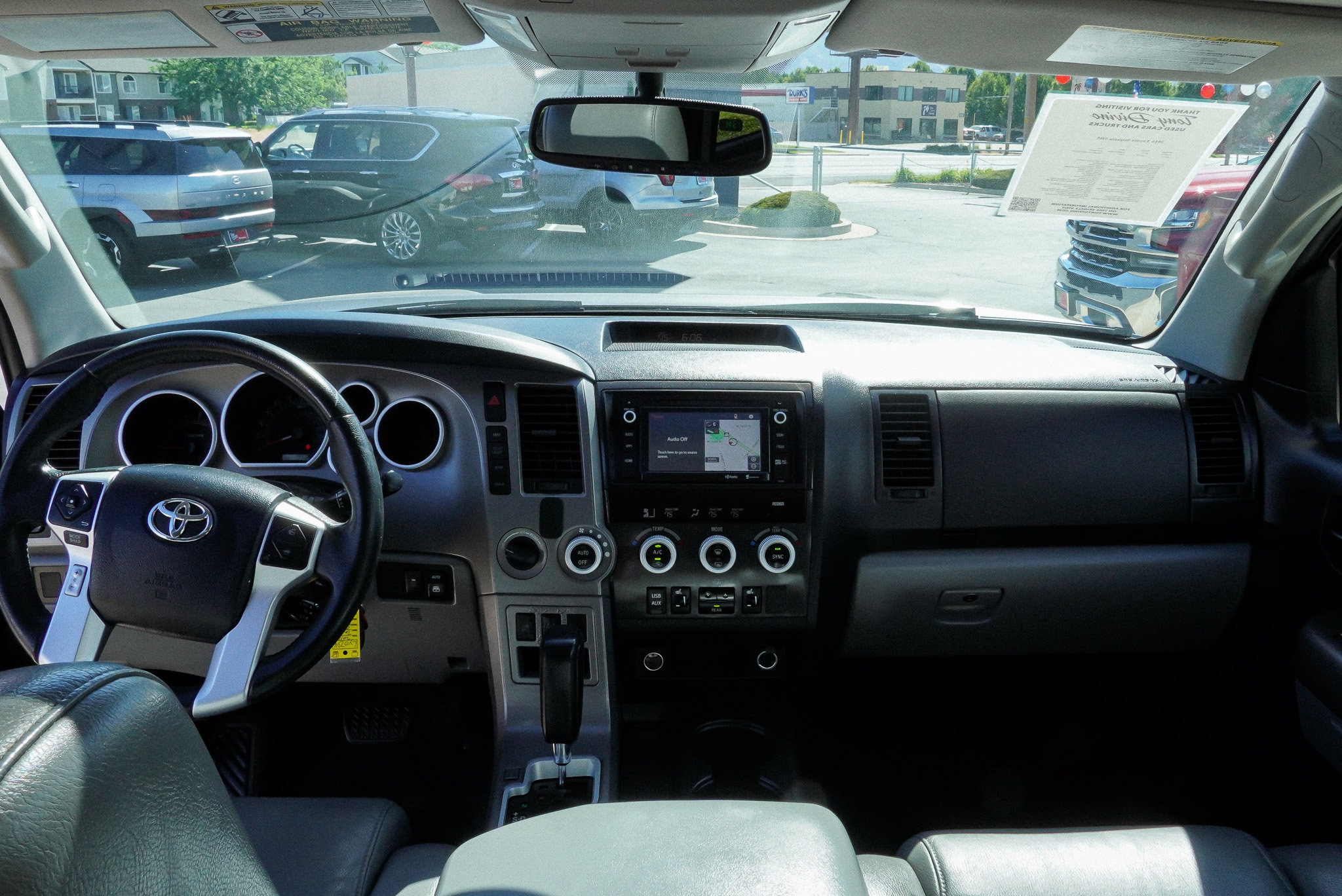 2016 Toyota Sequoia SR5 - Photo 33