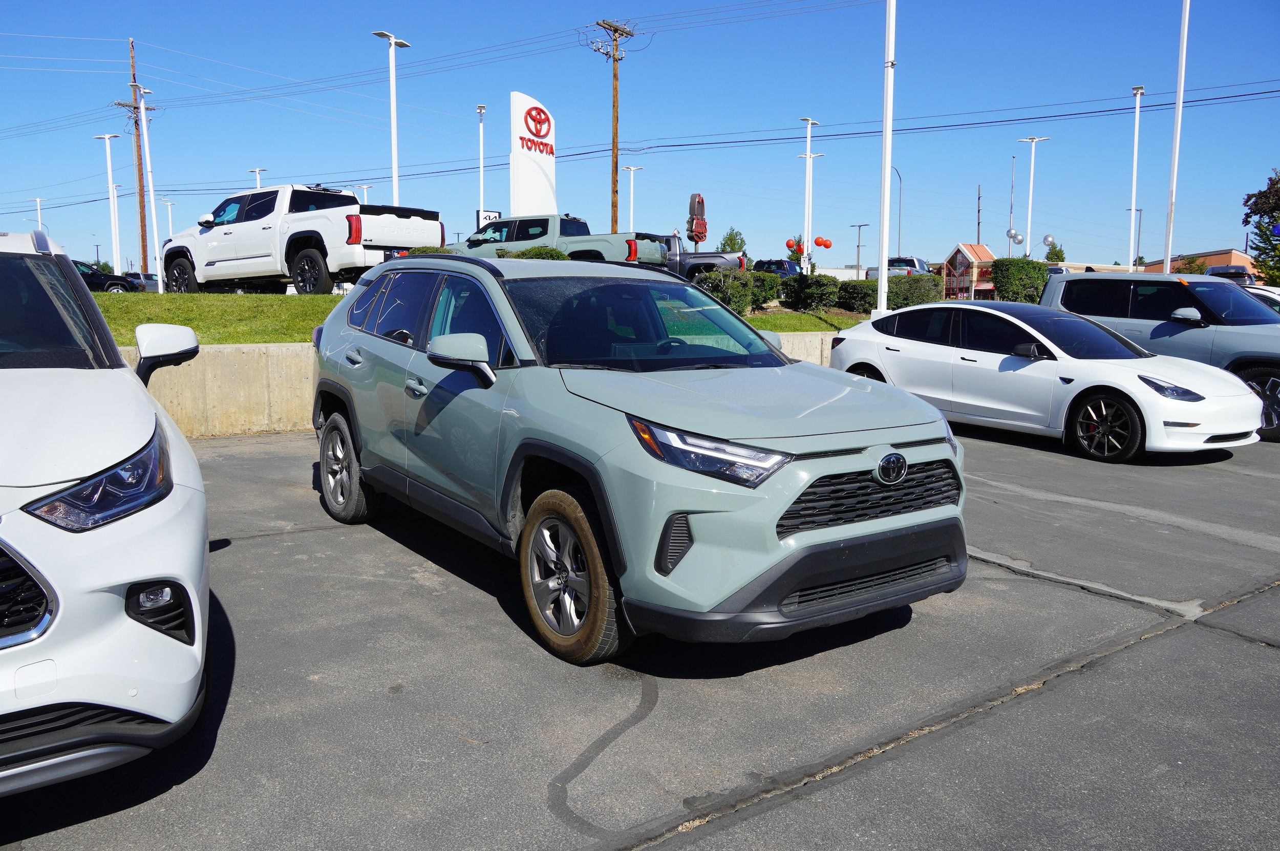 Used 2023 Toyota RAV4 XLE with VIN 2T3P1RFV7PW392323 for sale in Northfield, Minnesota