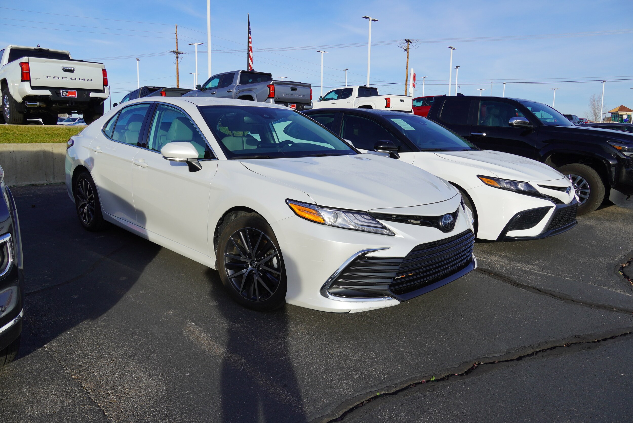 2024 Toyota Camry XLE photo 2