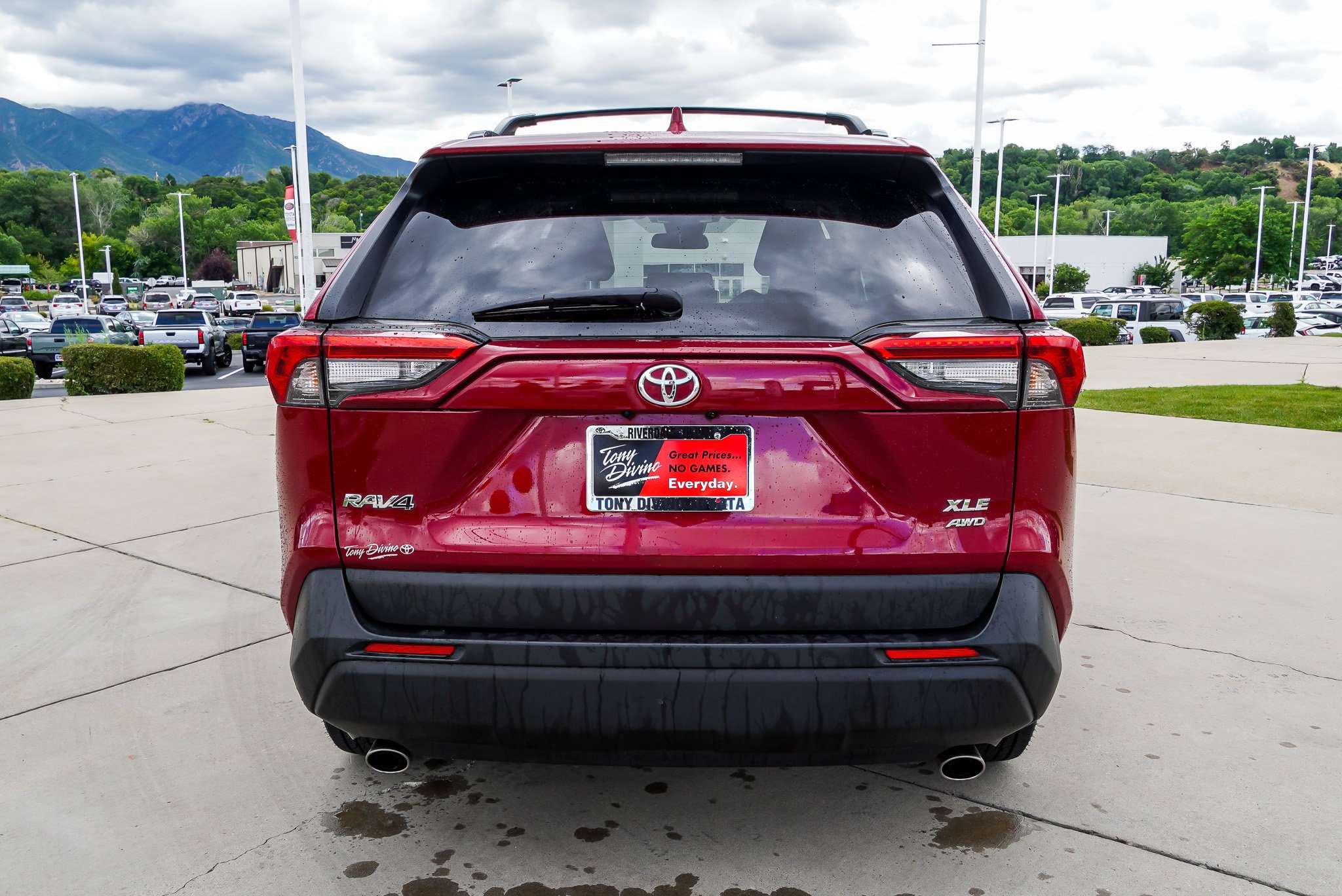 2023 Toyota RAV4 XLE - Photo 7