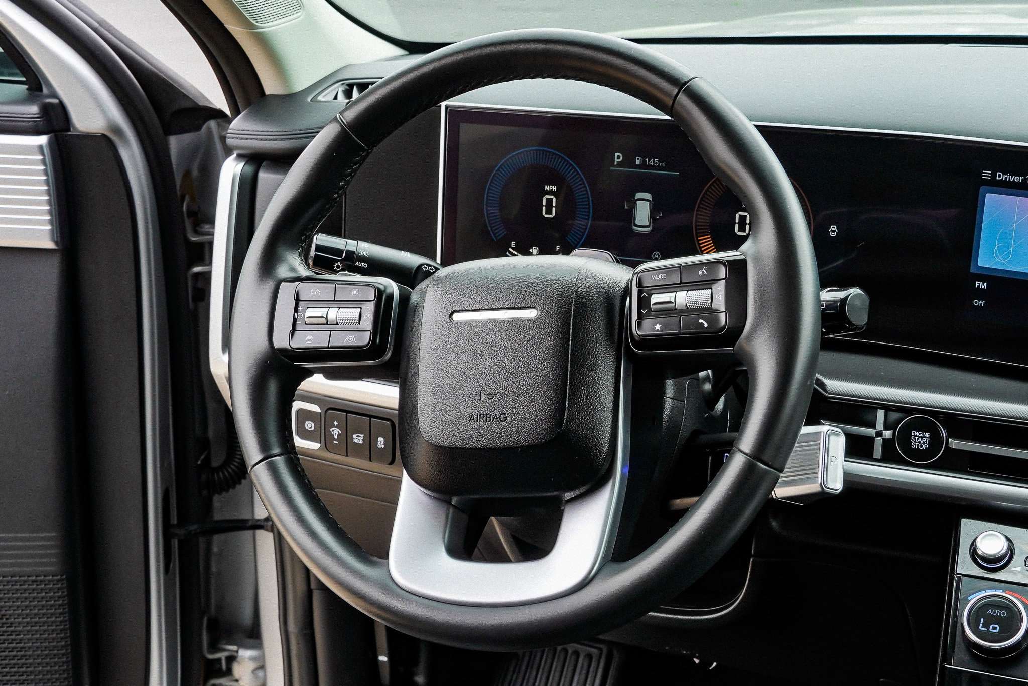 2025 Hyundai Santa Fe SEL - Photo 32