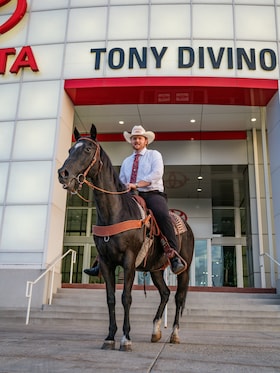 Staff member Mayson Killian from ID_1dc951ab1e8e