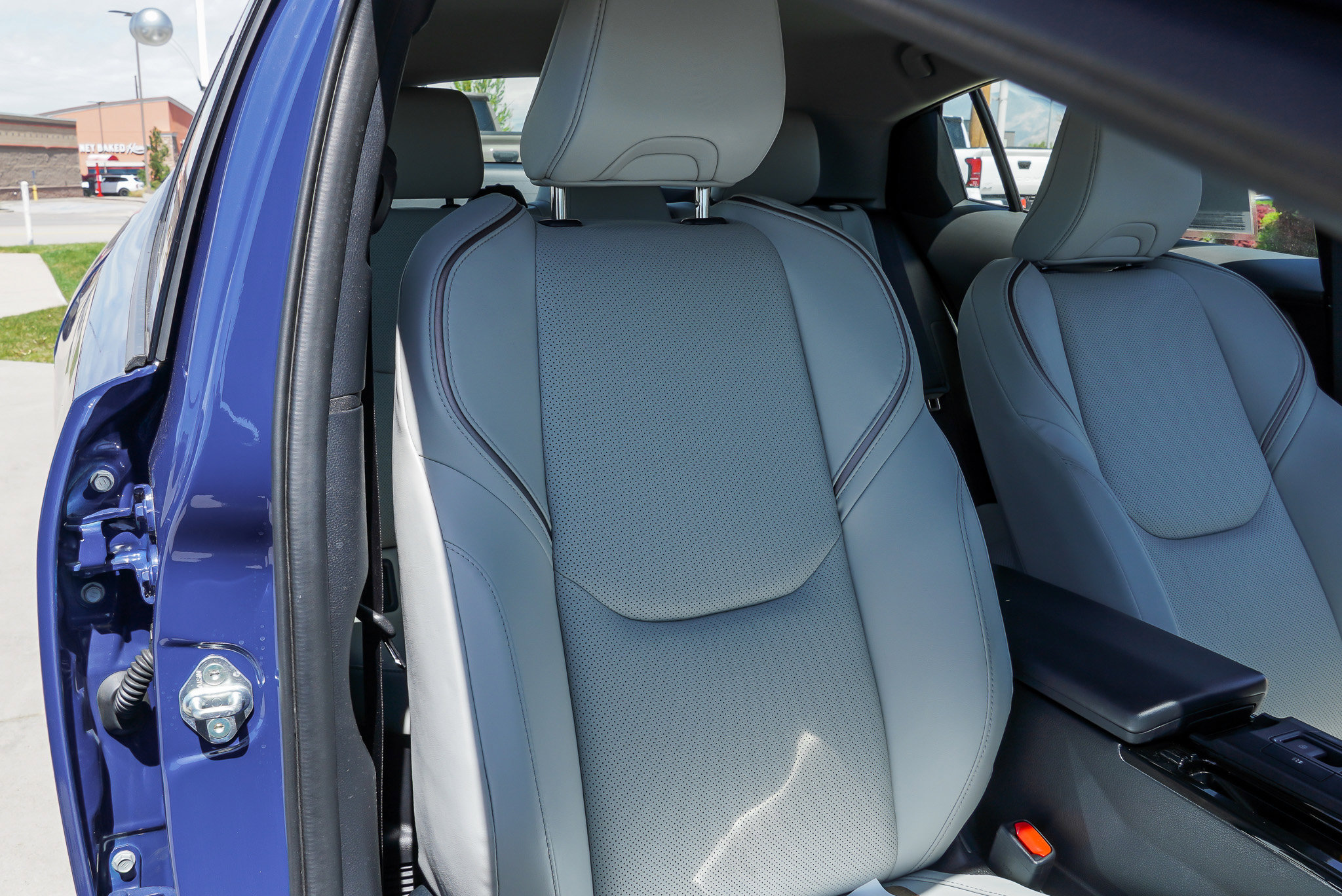 2024 Toyota Prius XLE - Photo 23