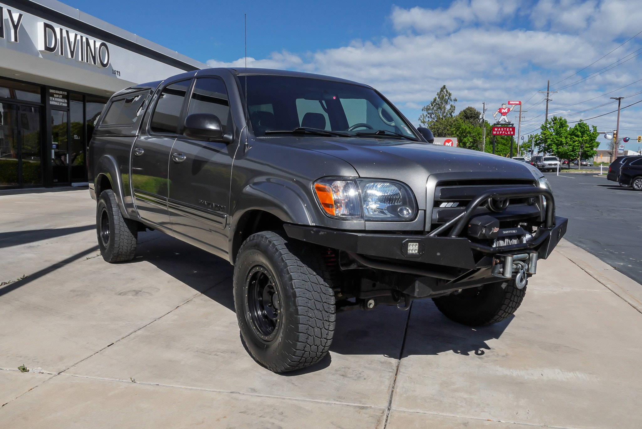 Used 2005 Toyota Tundra SR5 with VIN 5TBDT441X5S487661 for sale in Layton, UT