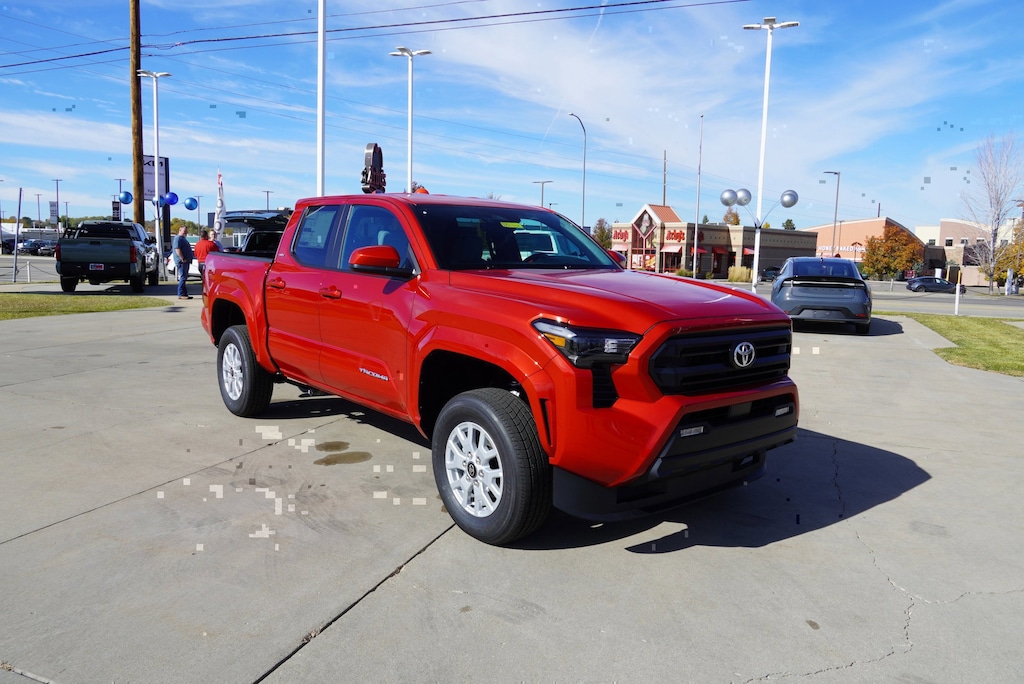 New 2025 Toyota Tacoma SR5 Truck Double Cab