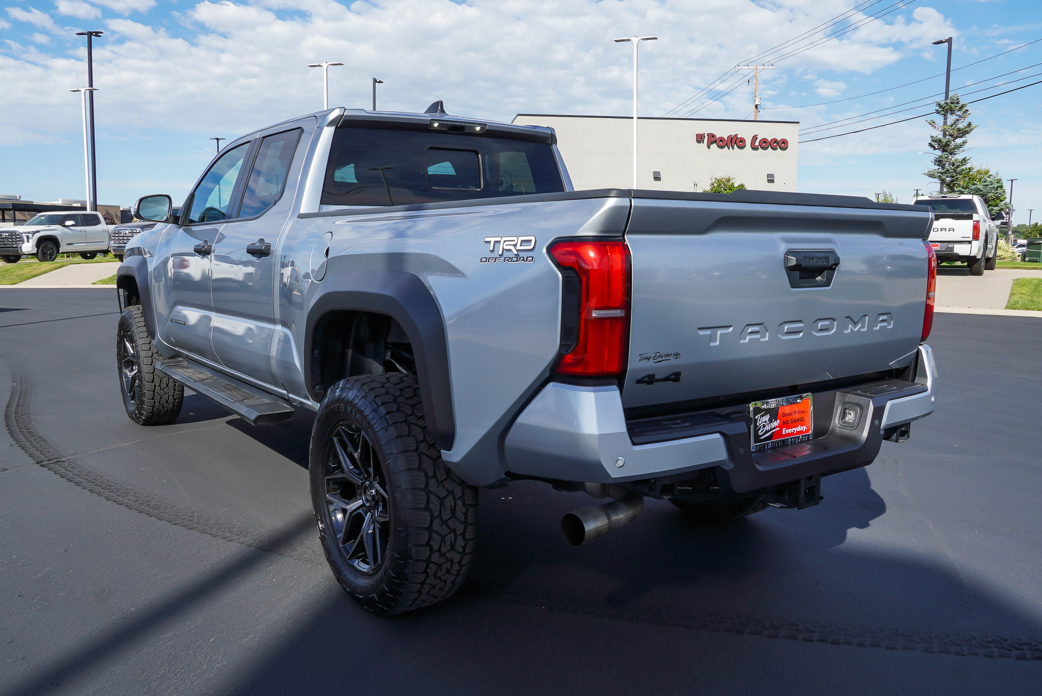 2025 Toyota Tacoma TRD Off Road - Photo 6