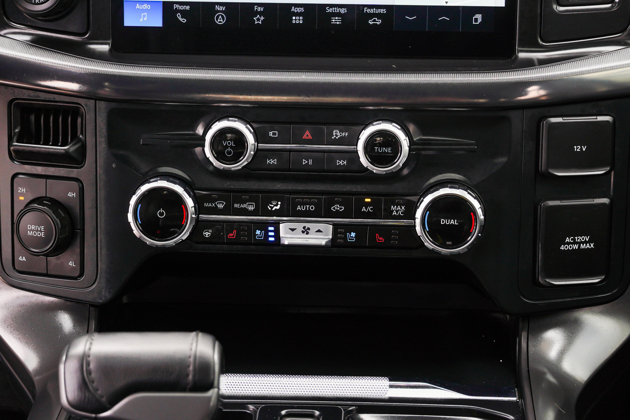 2025 Ford F-150 Lariat - Photo 37