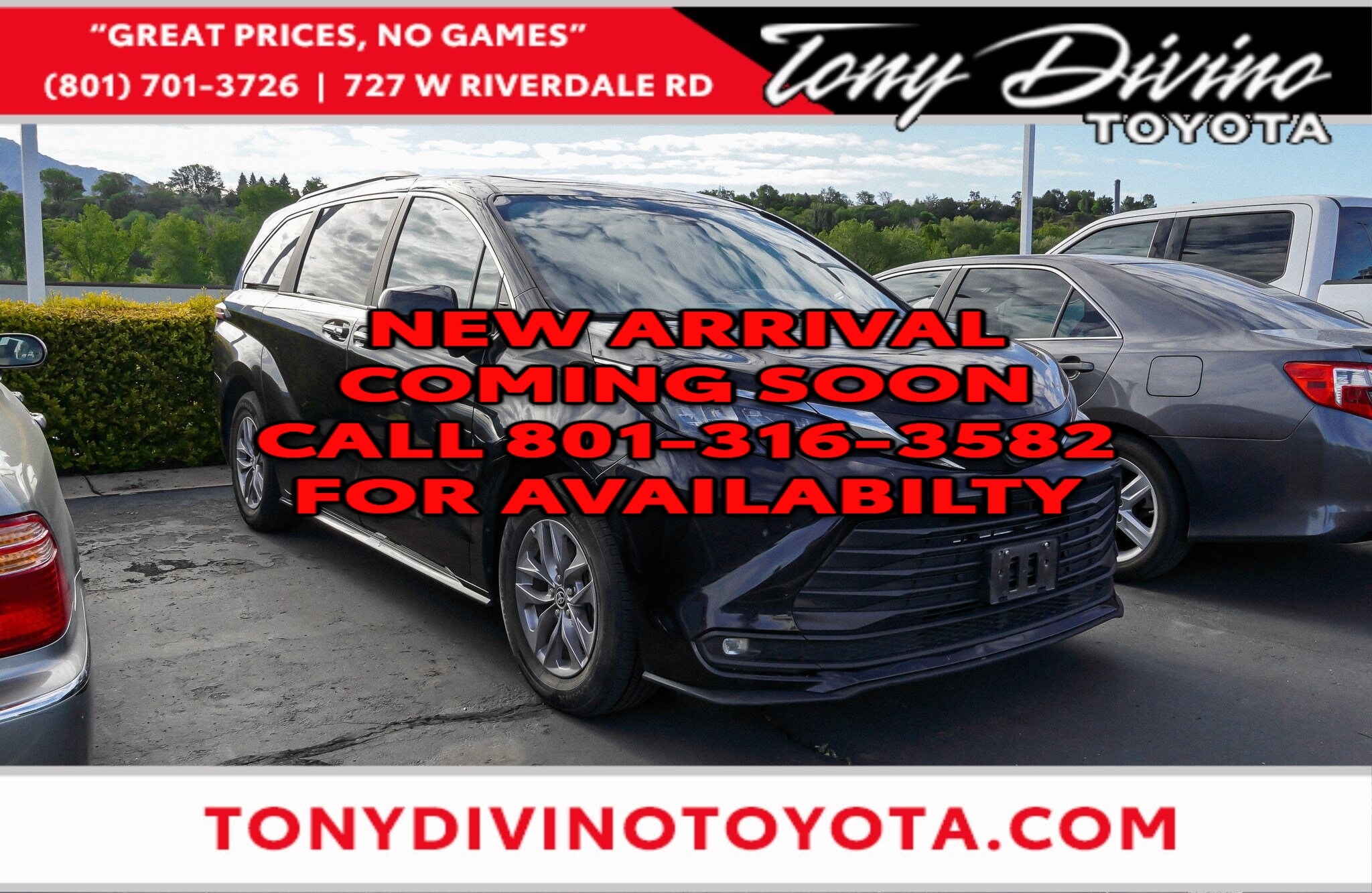 2025 Toyota Sienna XLE 8-Passenger Hybrid FWD's photo