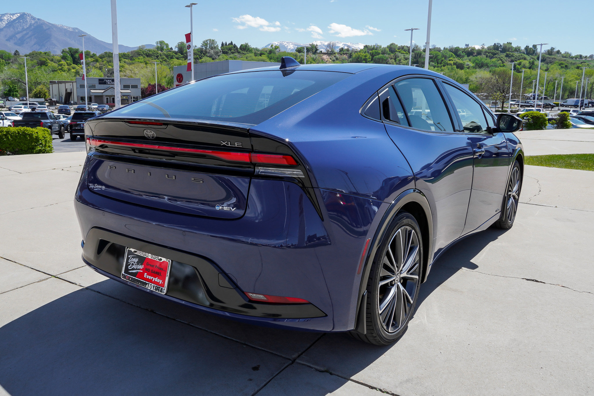 2024 Toyota Prius XLE - Photo 8
