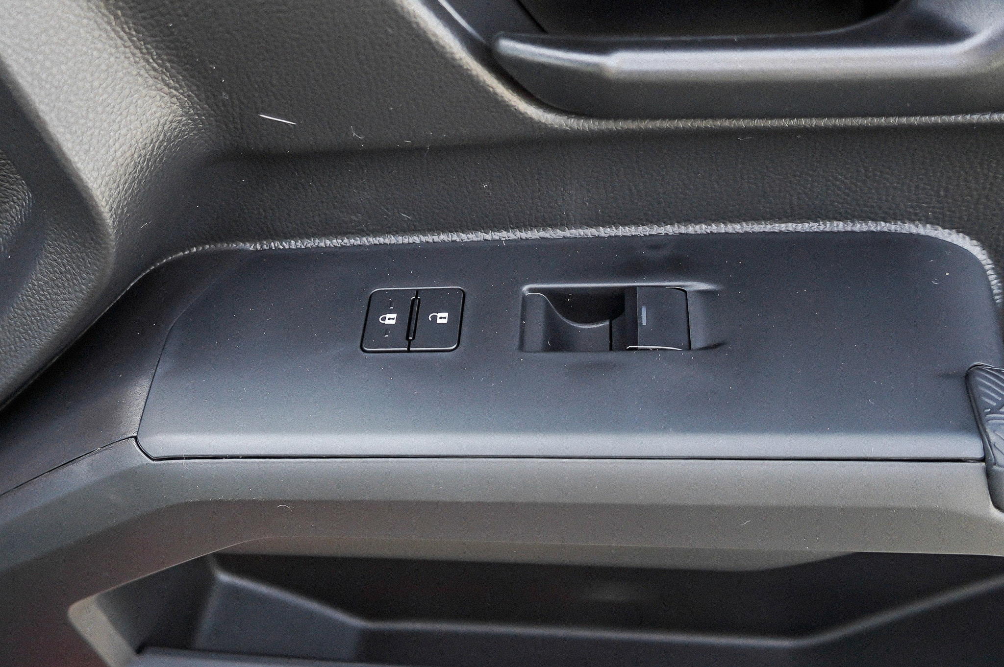 2026 Toyota Tacoma SR5 - Photo 26