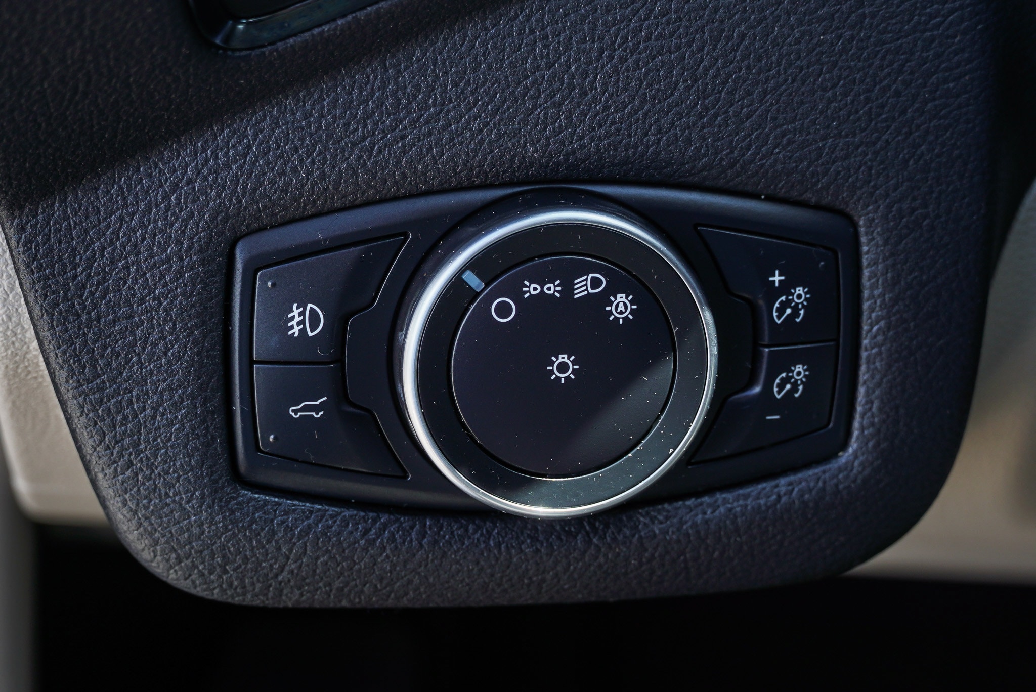 2019 Ford Escape Titanium - Photo 19