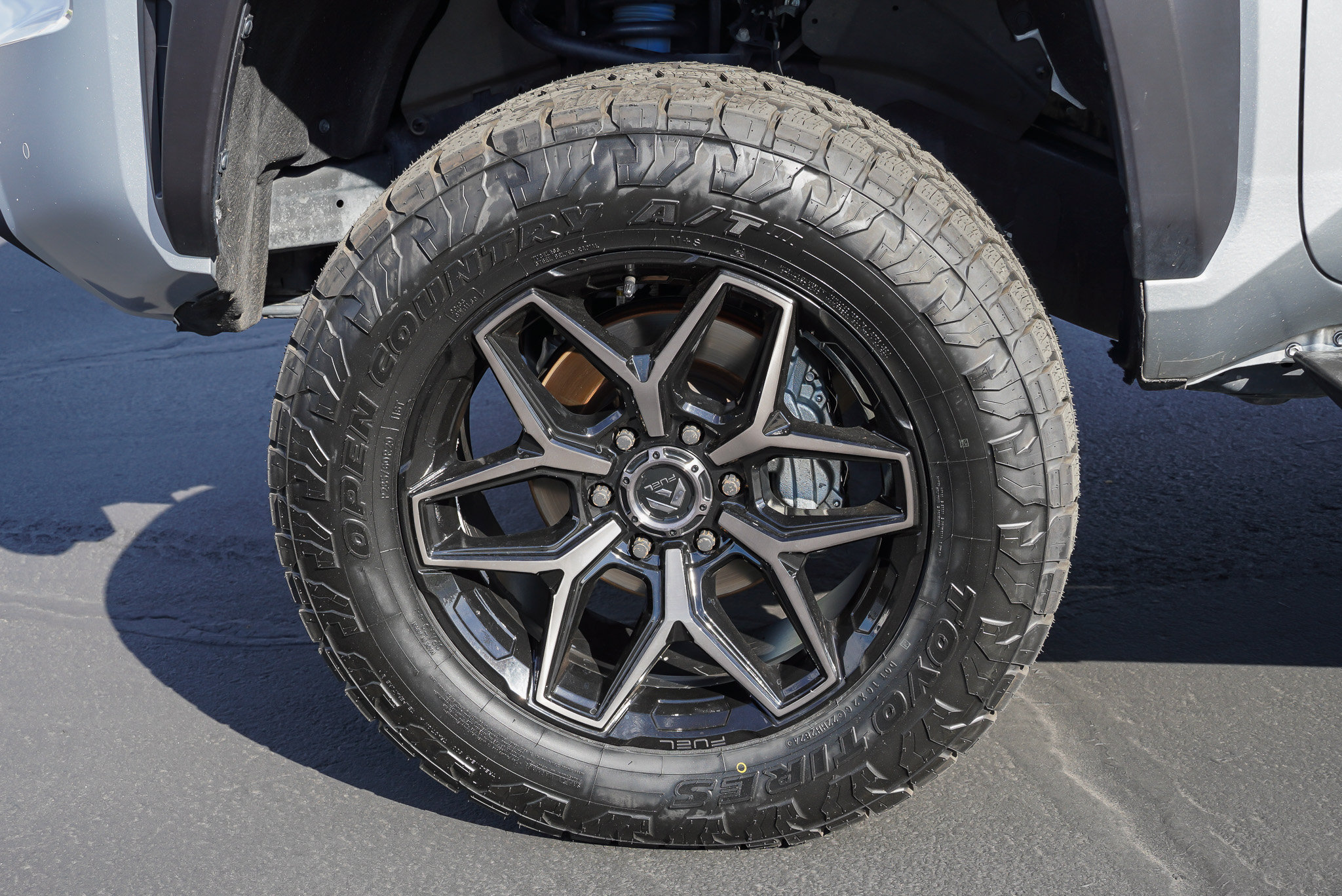 2025 Toyota Tacoma TRD Off Road - Photo 12