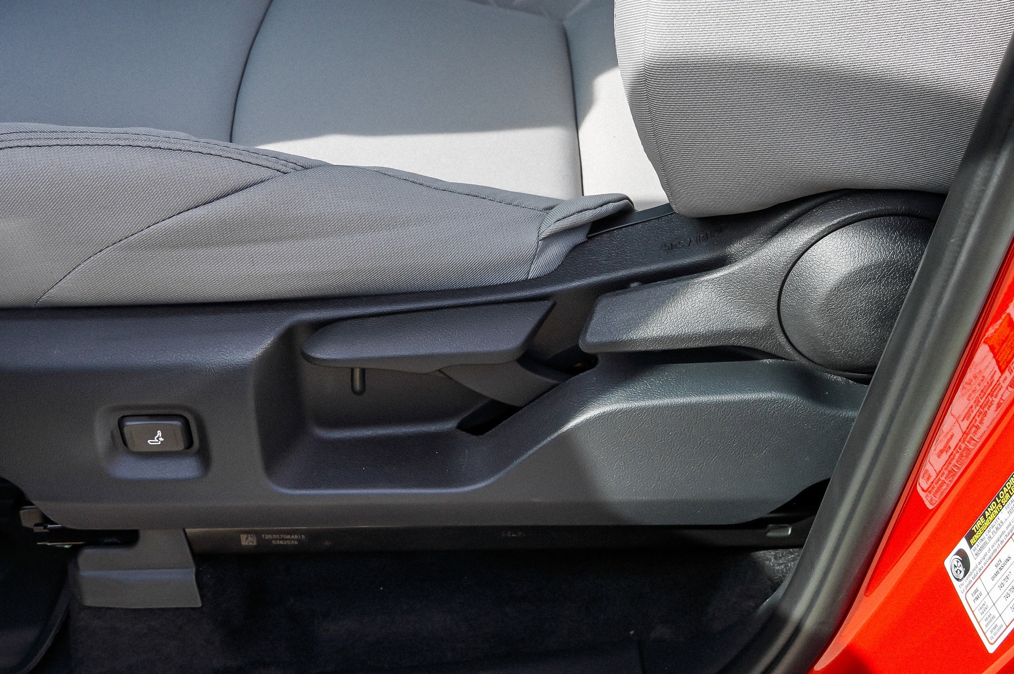 2026 Toyota Tacoma SR5 - Photo 17