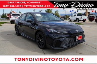 2025 Toyota Camry SE Sedan