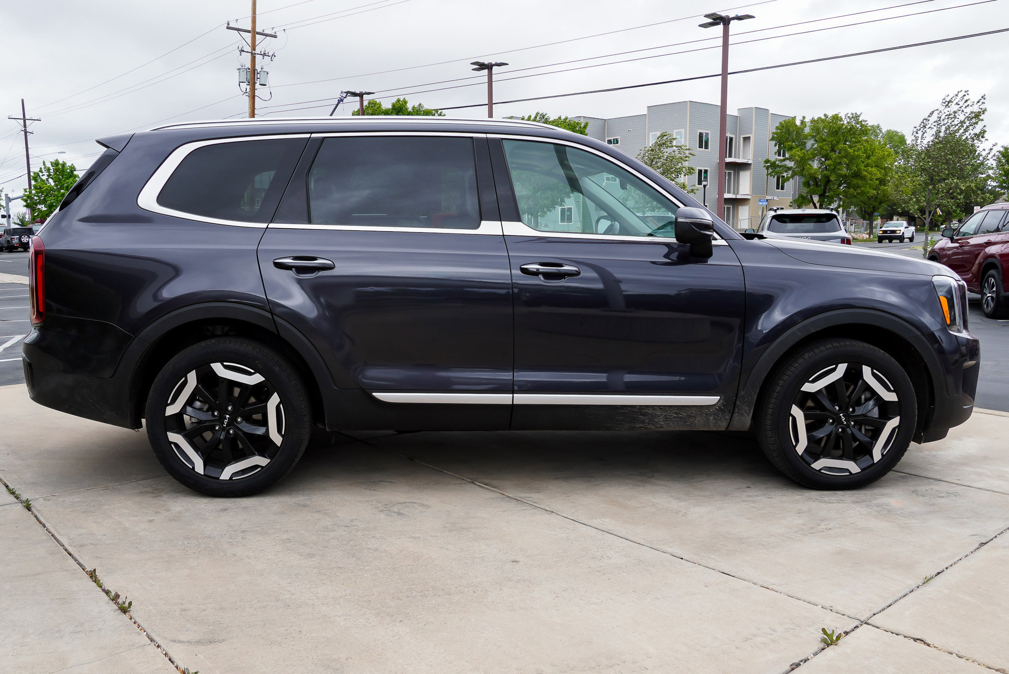 2025 Kia Telluride S - Photo 9