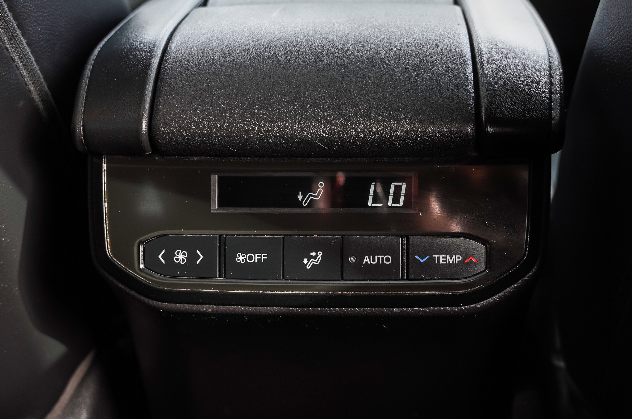 2022 Toyota Highlander XLE - Photo 31