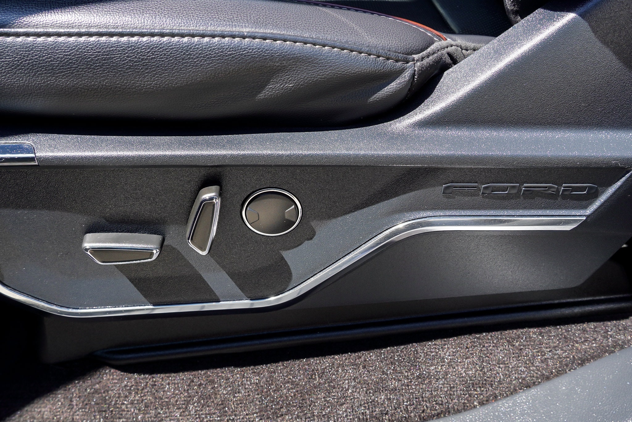 2021 Ford F-150 Lariat - Photo 17
