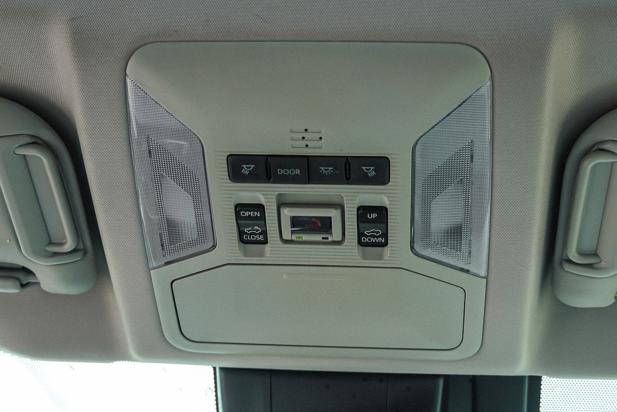 2023 Toyota RAV4 XLE Premium - Photo 32