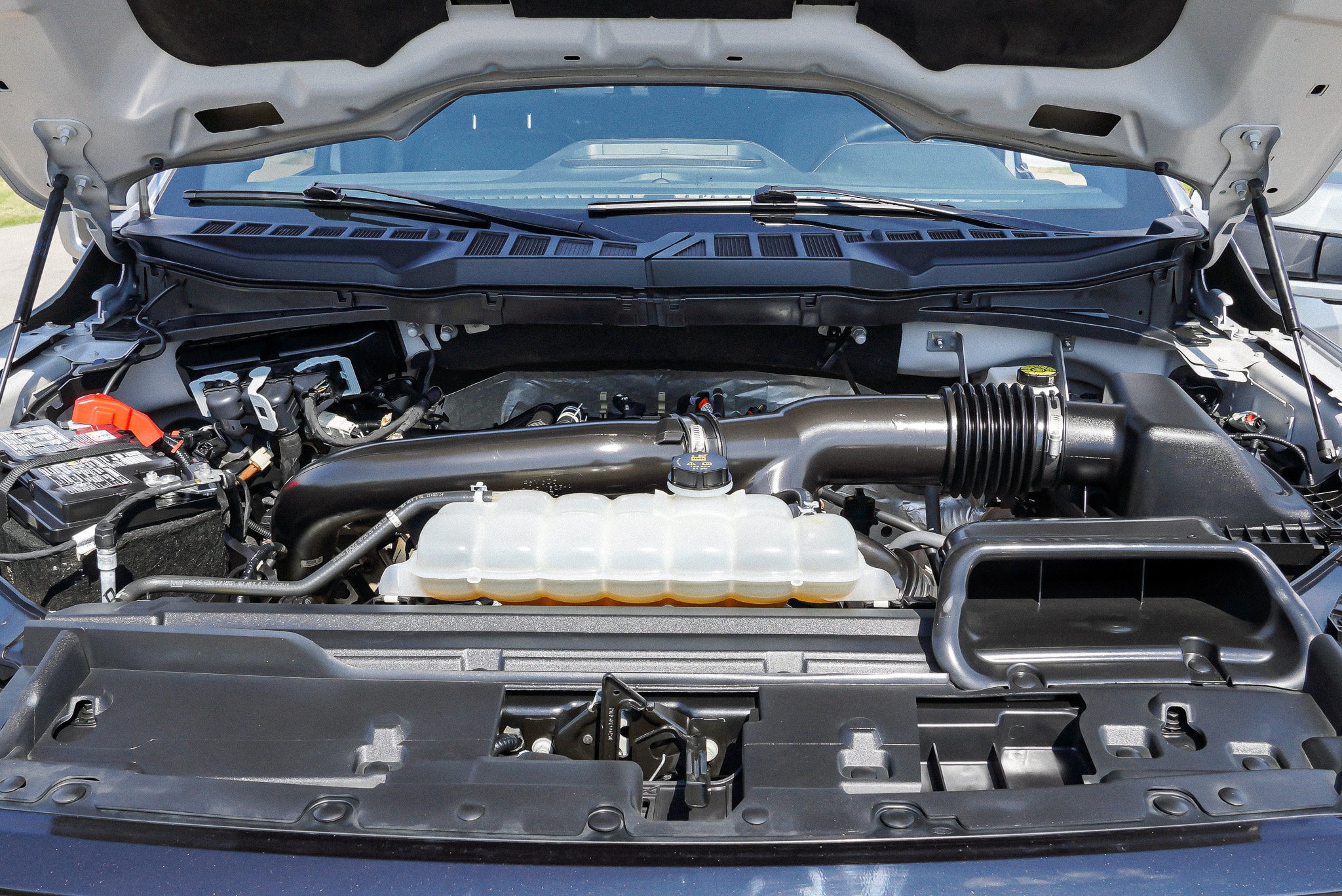 2025 Ford F-150 Lariat - Photo 15