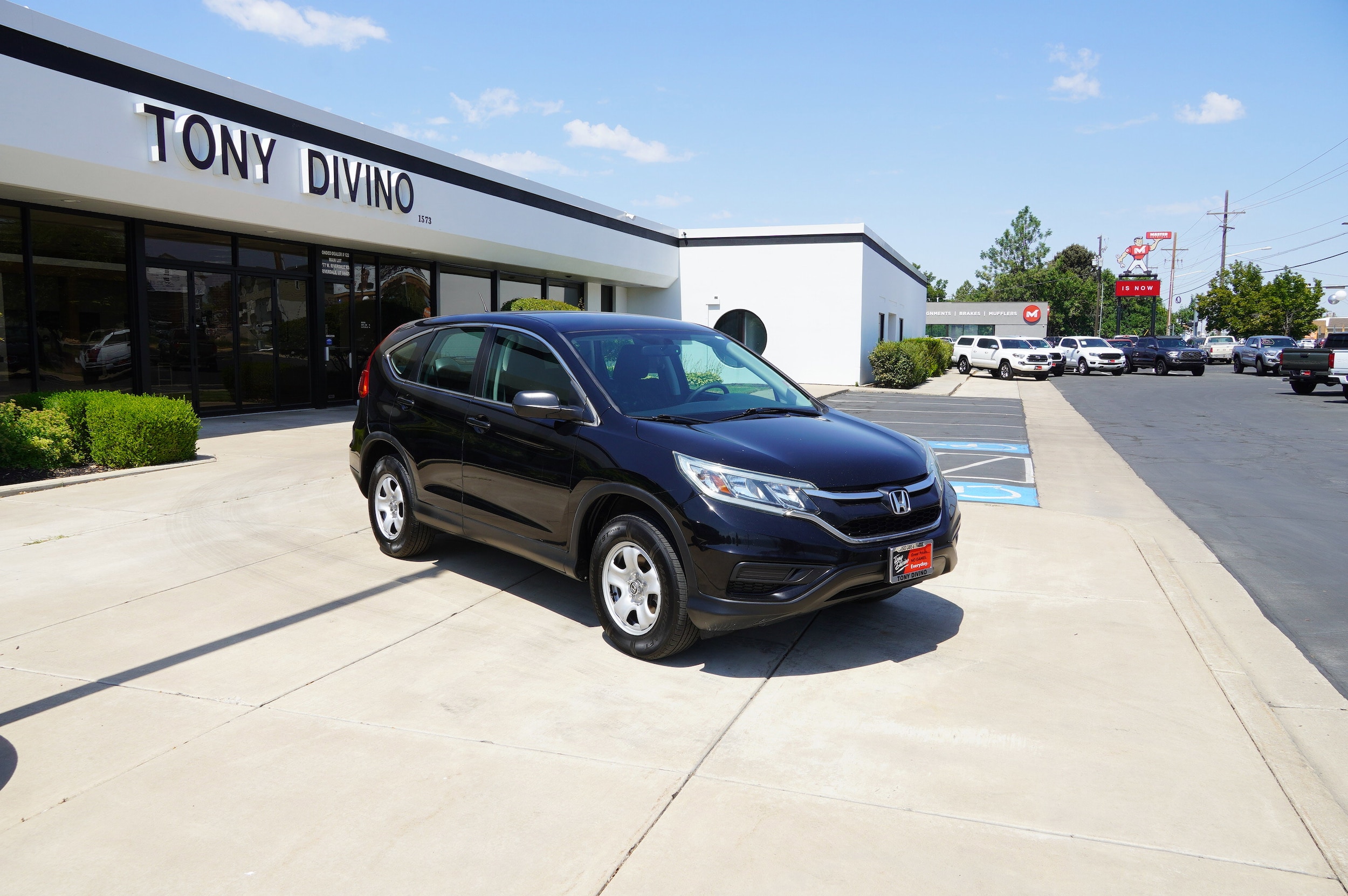 Used 2015 Honda CR-V LX with VIN 3CZRM3H37FG703363 for sale in Riverdale, UT