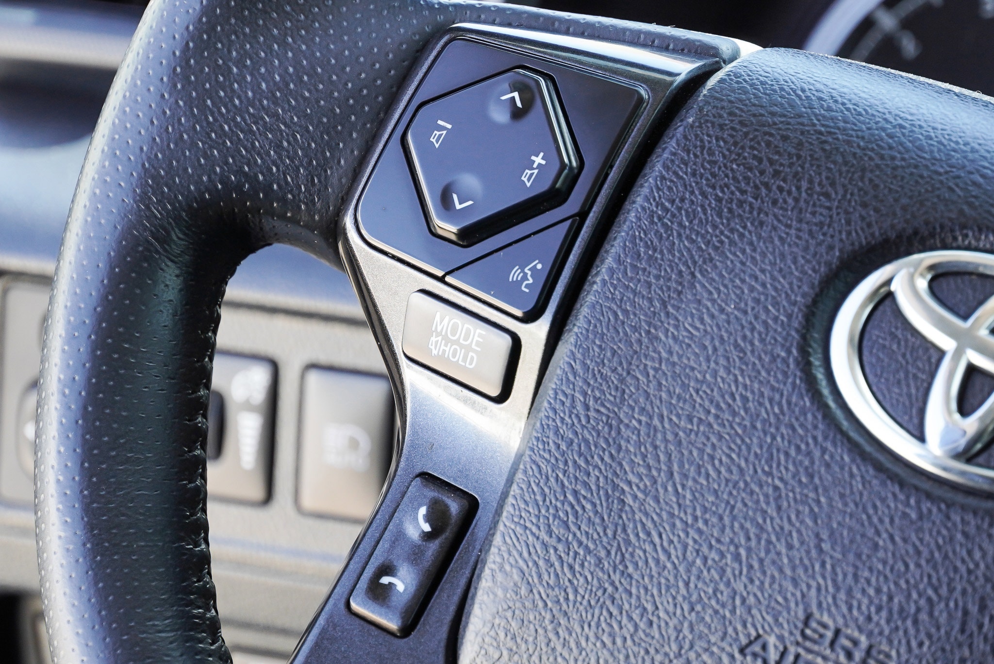 2023 Toyota 4Runner TRD Off-Road - Photo 32