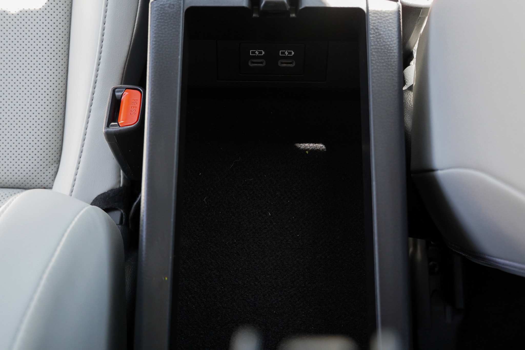 2024 Toyota Prius XLE - Photo 37