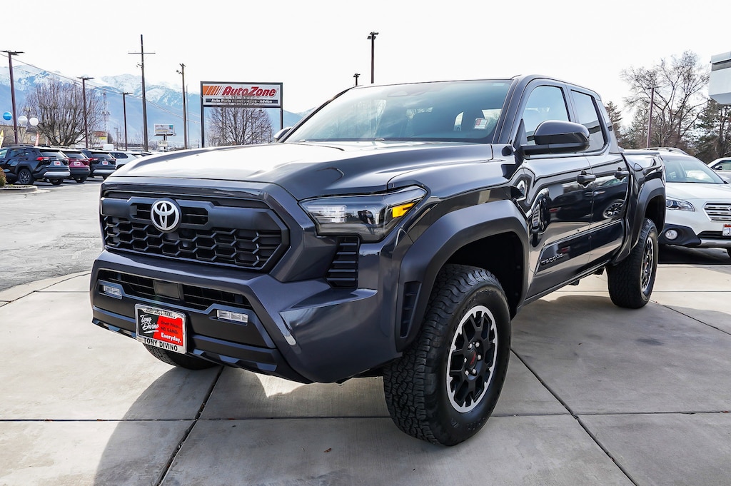 Used 2025 Toyota Tacoma TRD Off-Road Truck Double Cab