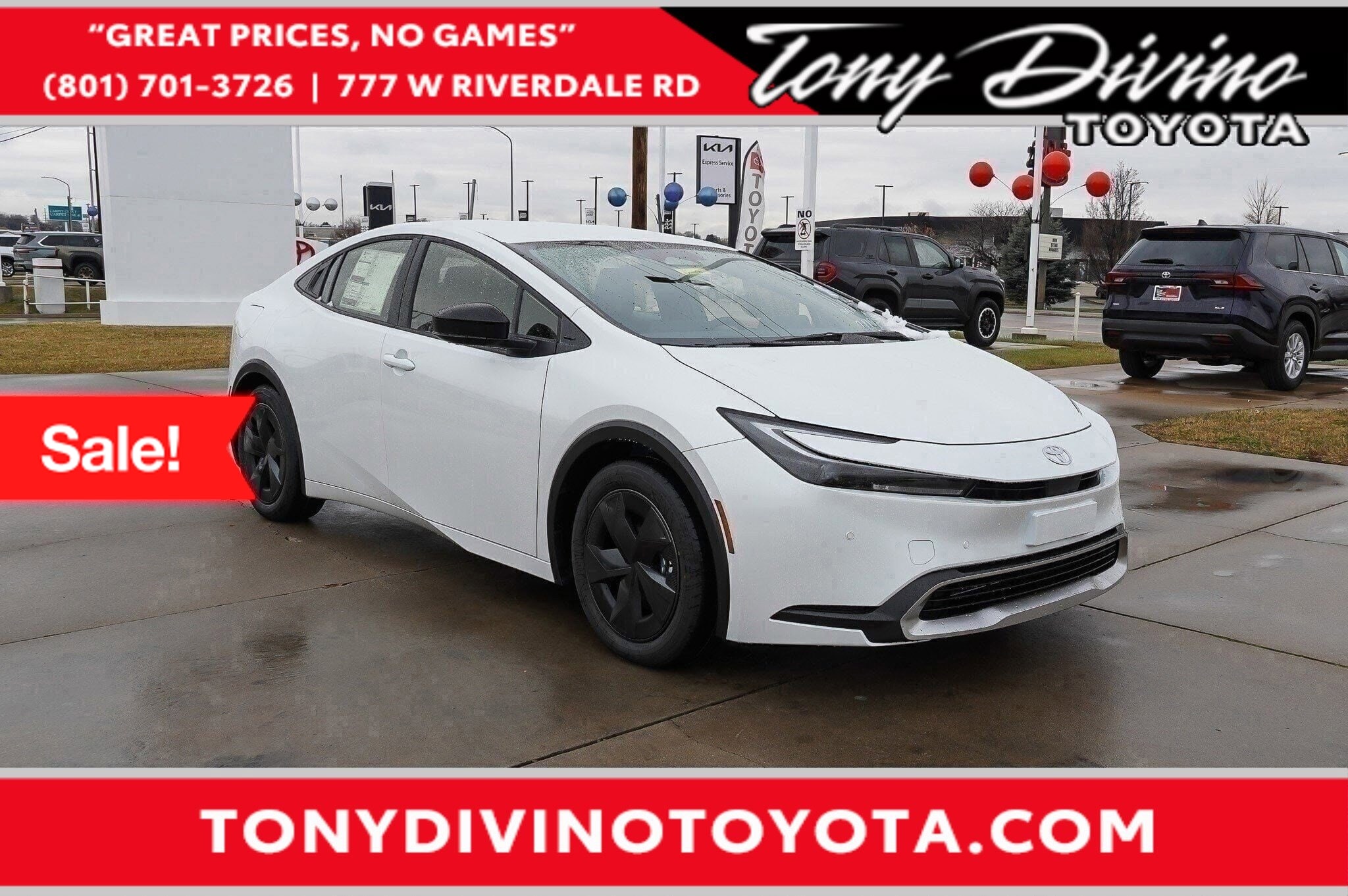 2026 Toyota Prius SE's photo