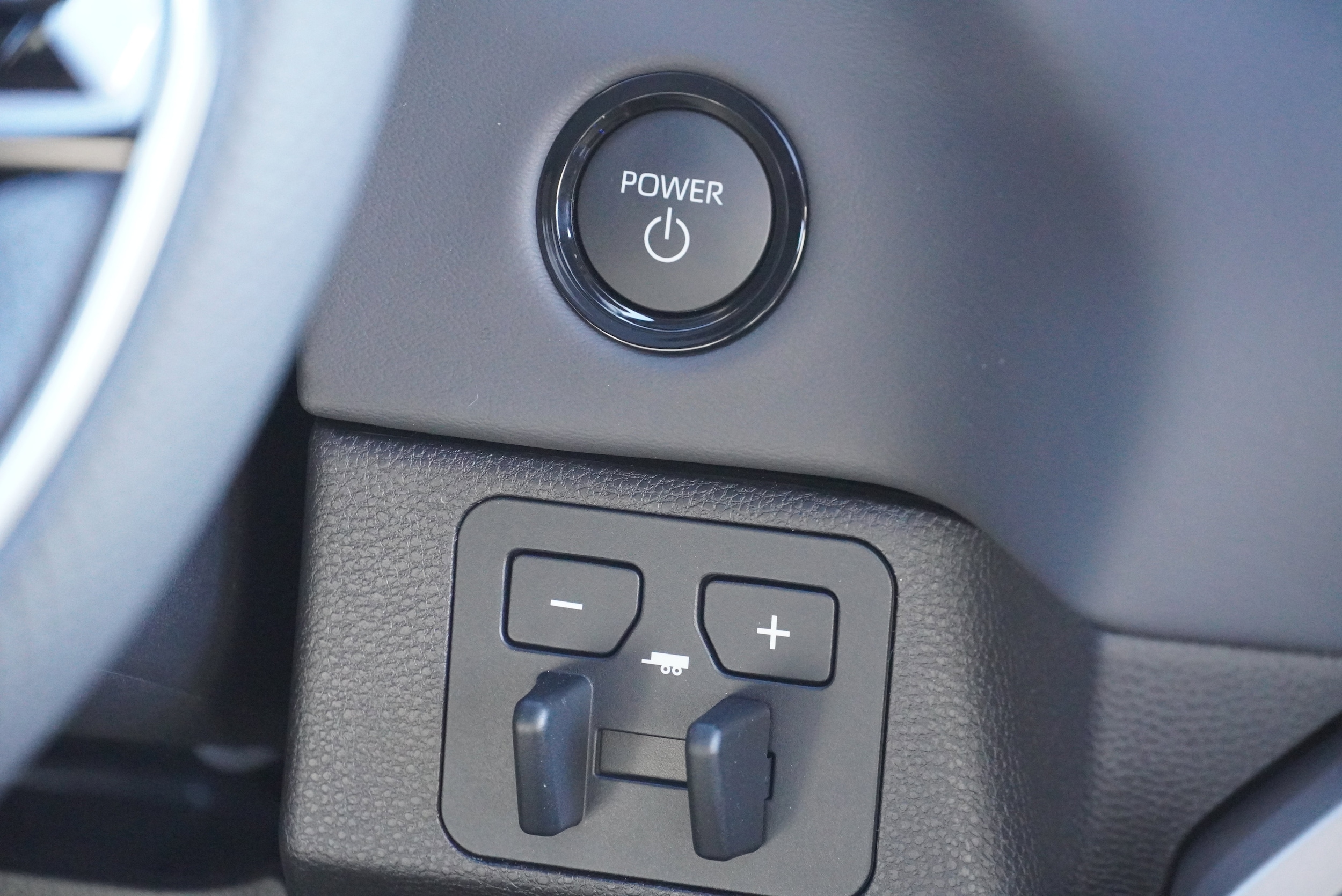 2026 Toyota Tundra Platinum - Photo 40