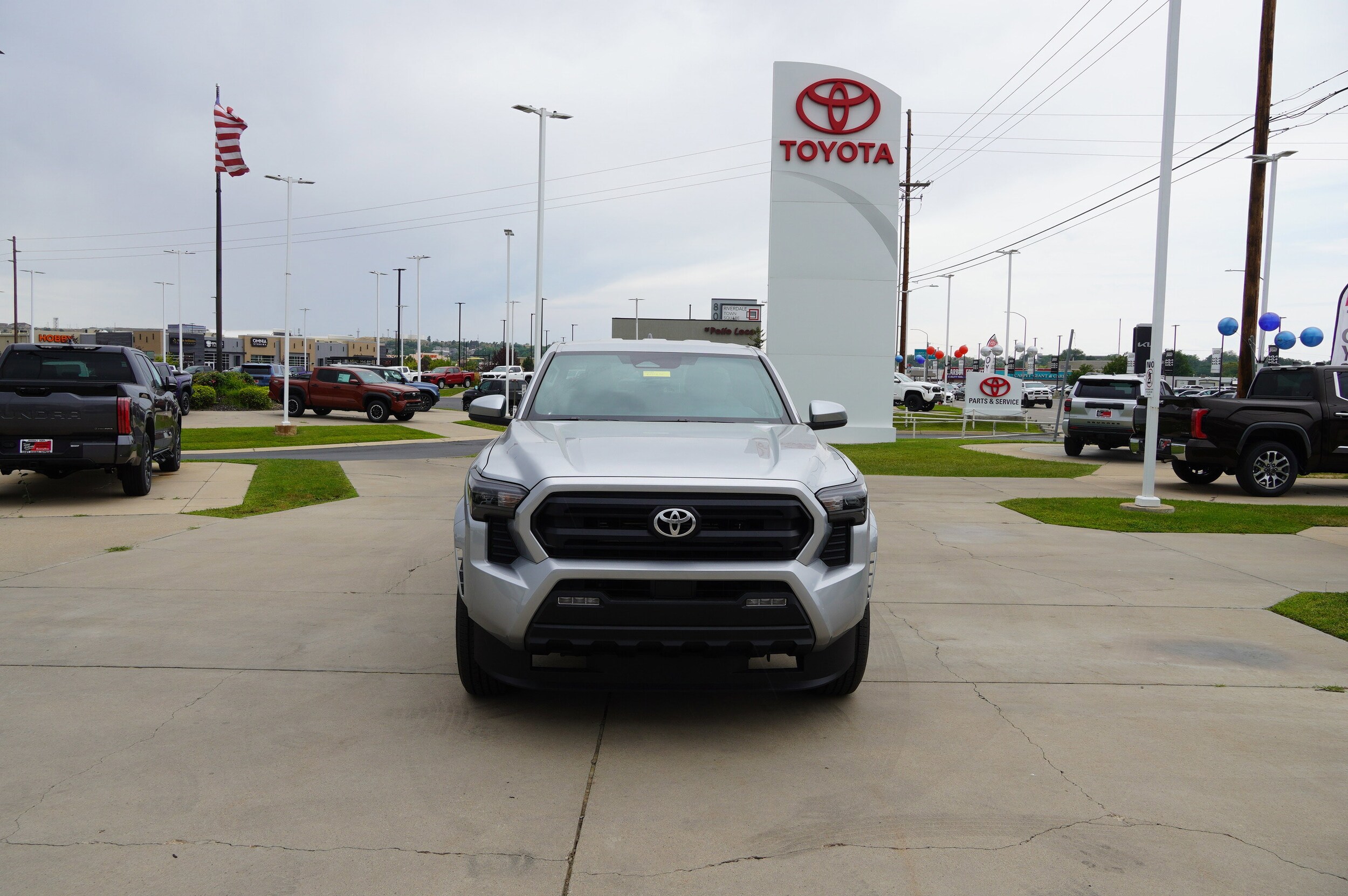 2025 Toyota Tacoma SR5 photo 3