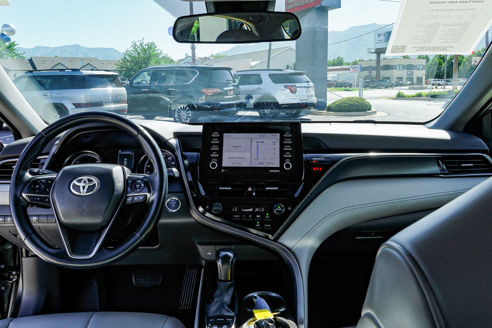2021 Toyota Camry SE - Photo 29