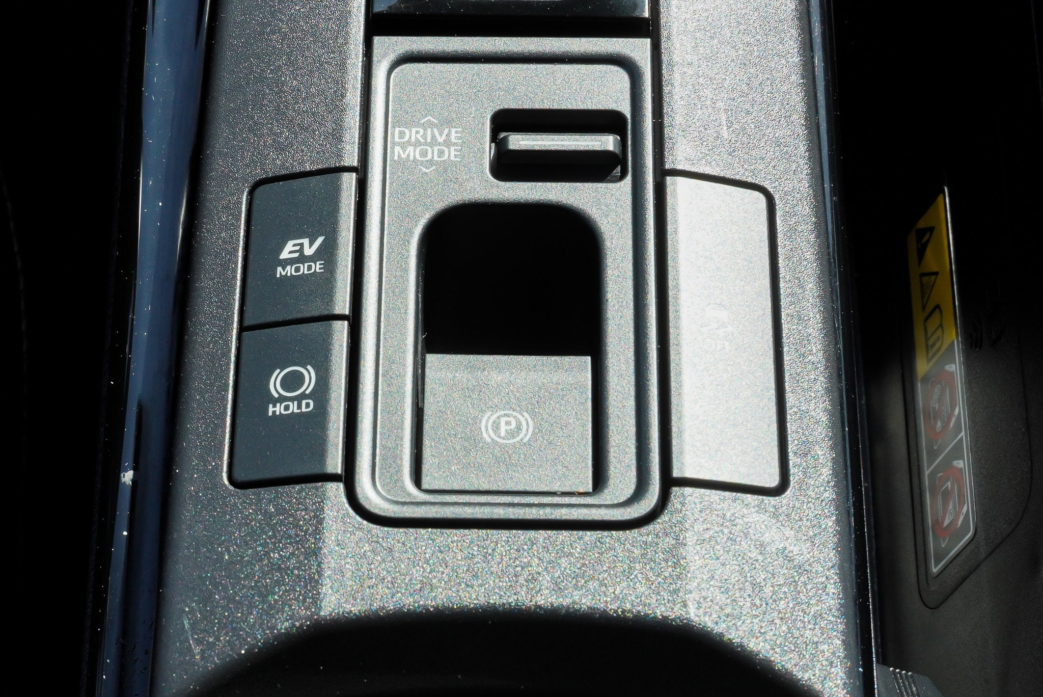 2024 Toyota Prius XLE - Photo 37