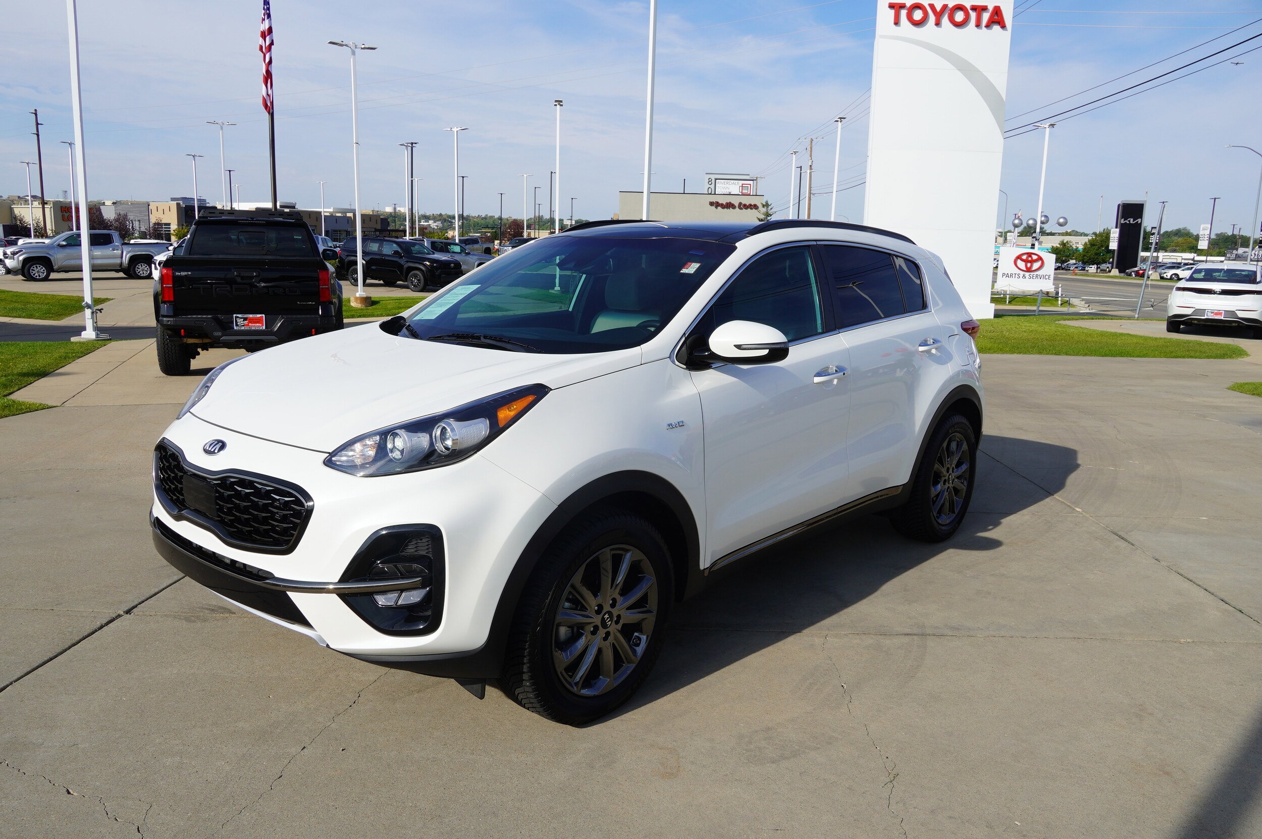 2020 Kia Sportage S photo 4