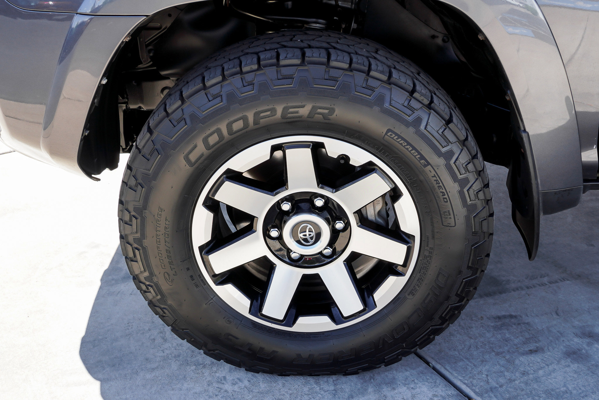 2023 Toyota 4Runner TRD Off-Road - Photo 12