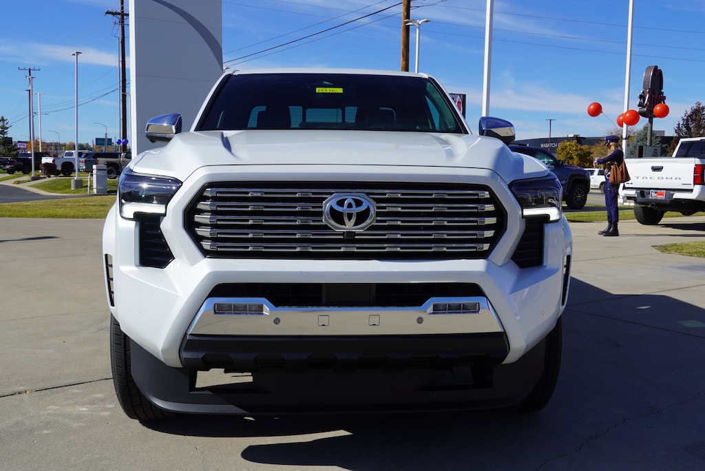 New 2025 Toyota Tacoma Limited Truck Double Cab