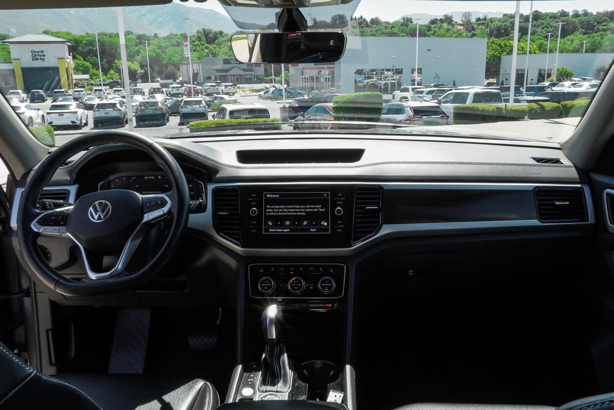 2022 Volkswagen Atlas SE w/Tech - Photo 37