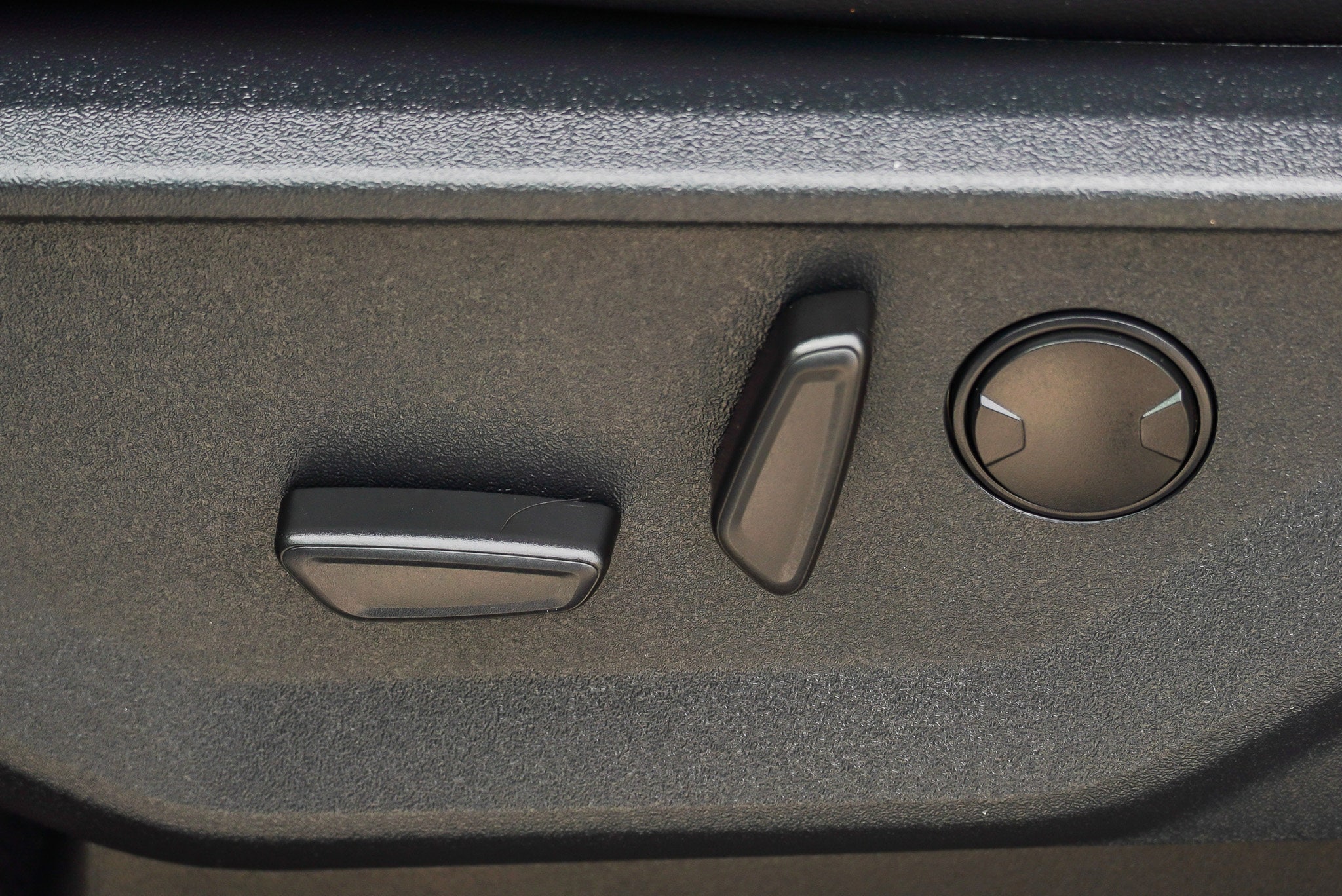 2025 Ford F-150 Lariat - Photo 17