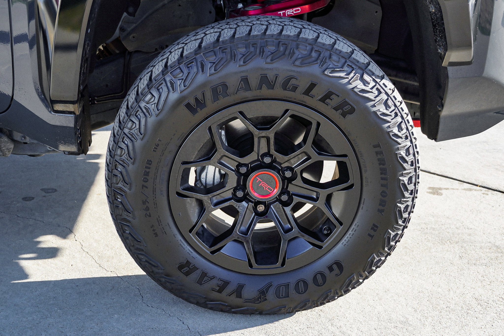 2025 Toyota Tacoma TRD Pro - Photo 10