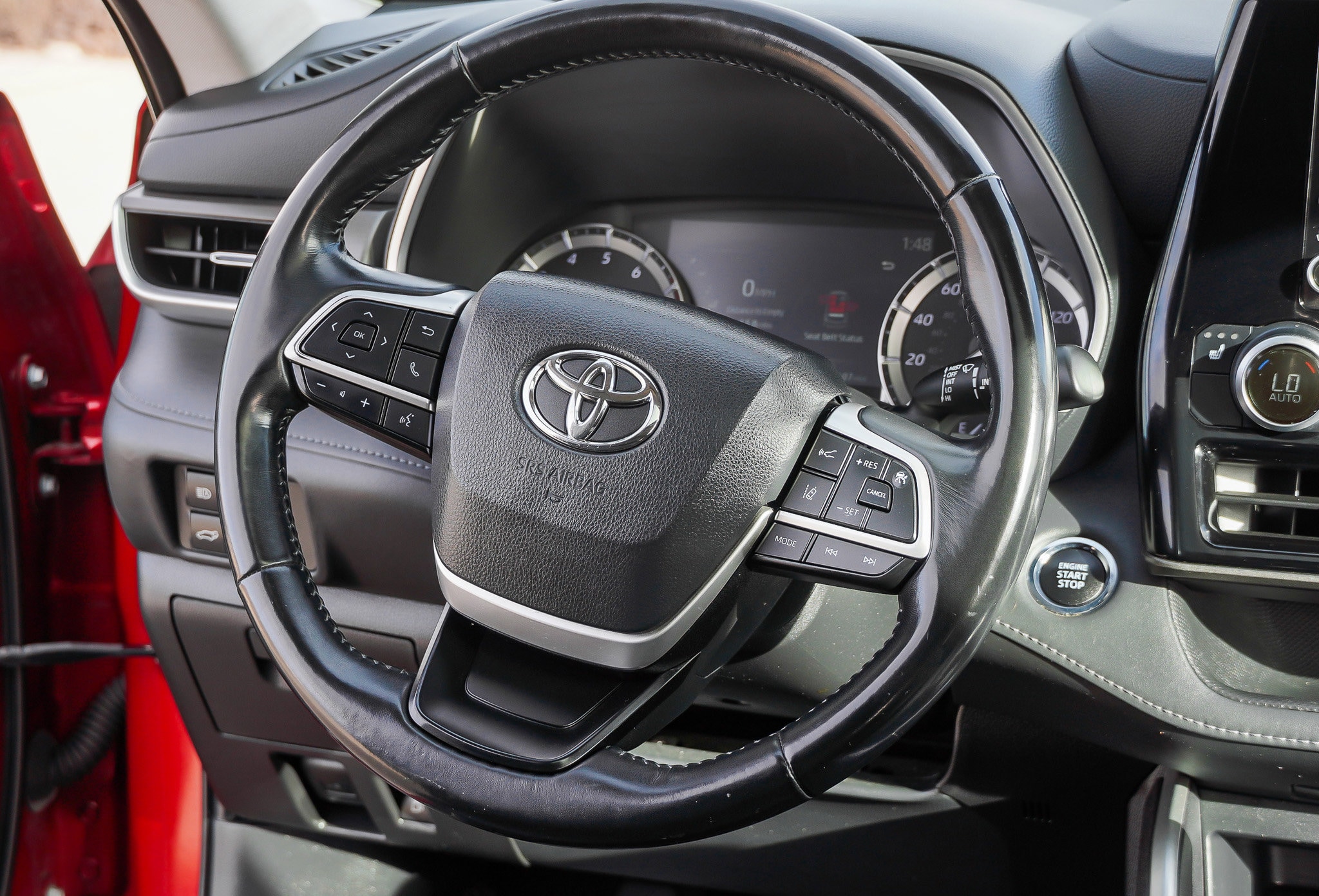 2022 Toyota Highlander XLE - Photo 34