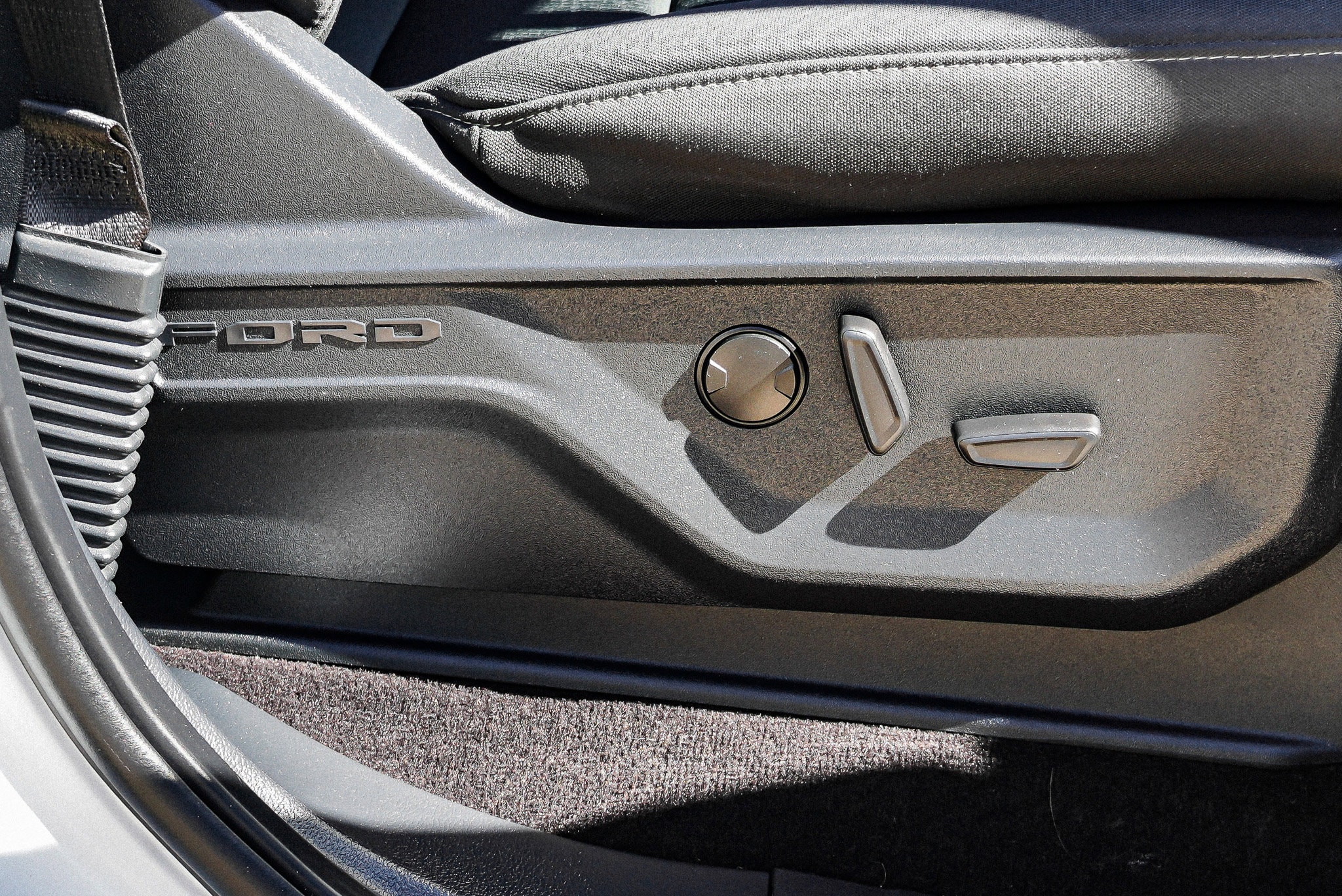 2022 Ford F-150 XLT - Photo 27