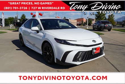2025 Toyota Camry SE Sedan