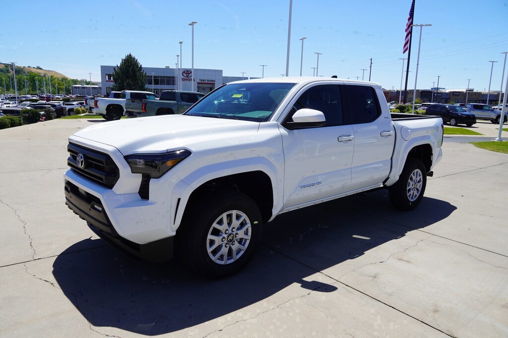 New 2025 Toyota Tacoma SR5 Truck Double Cab
