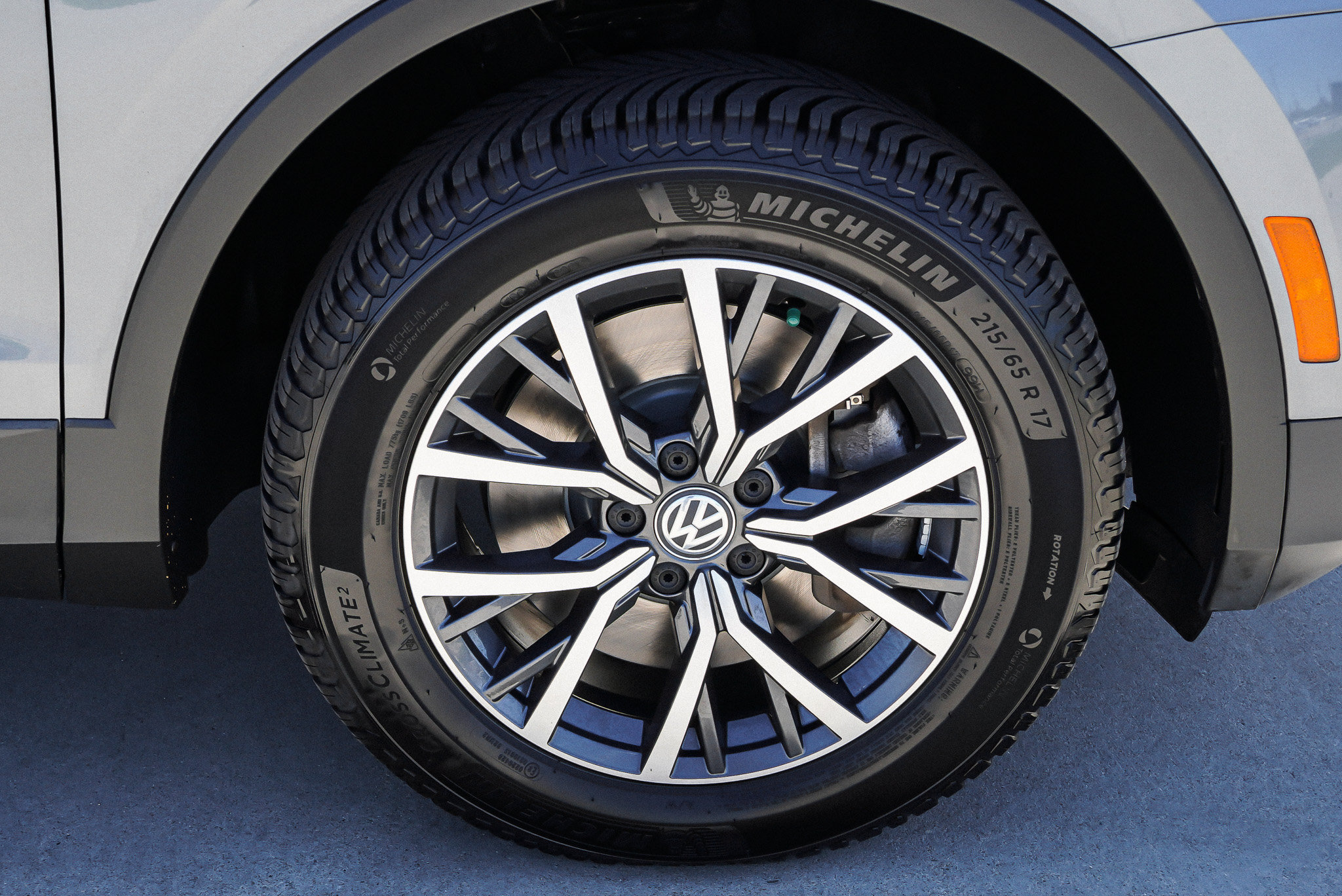 2019 Volkswagen Tiguan SE - Photo 10