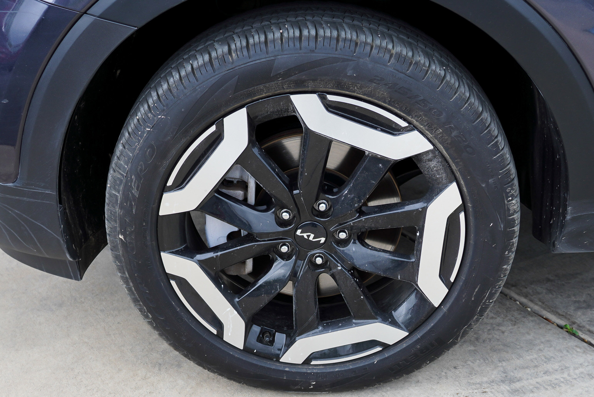 2025 Kia Telluride S - Photo 12