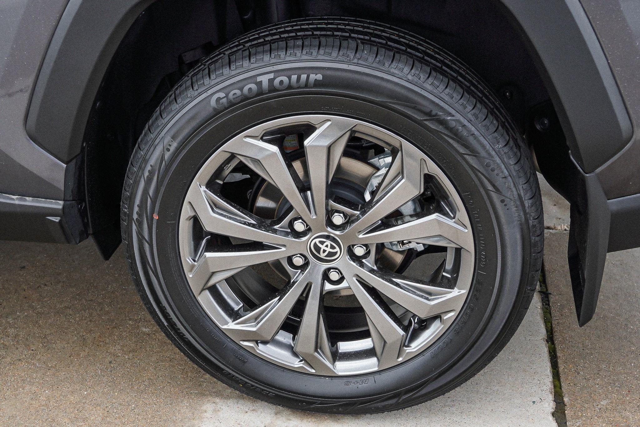 2023 Toyota RAV4 XLE Premium - Photo 13