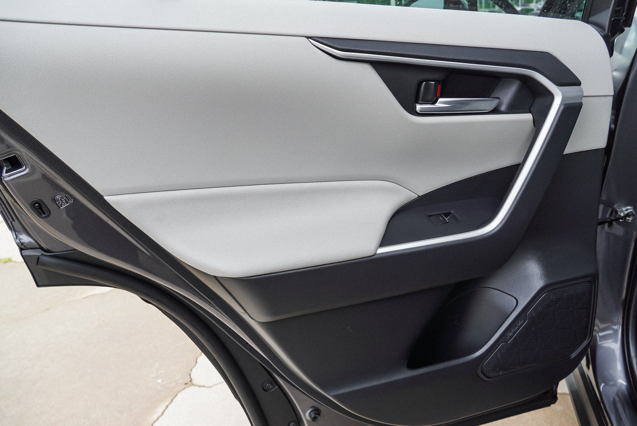 2023 Toyota RAV4 XLE Premium - Photo 26