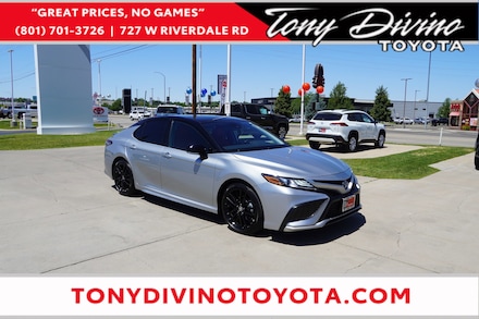 2024 Toyota Camry Hybrid XSE Sedan