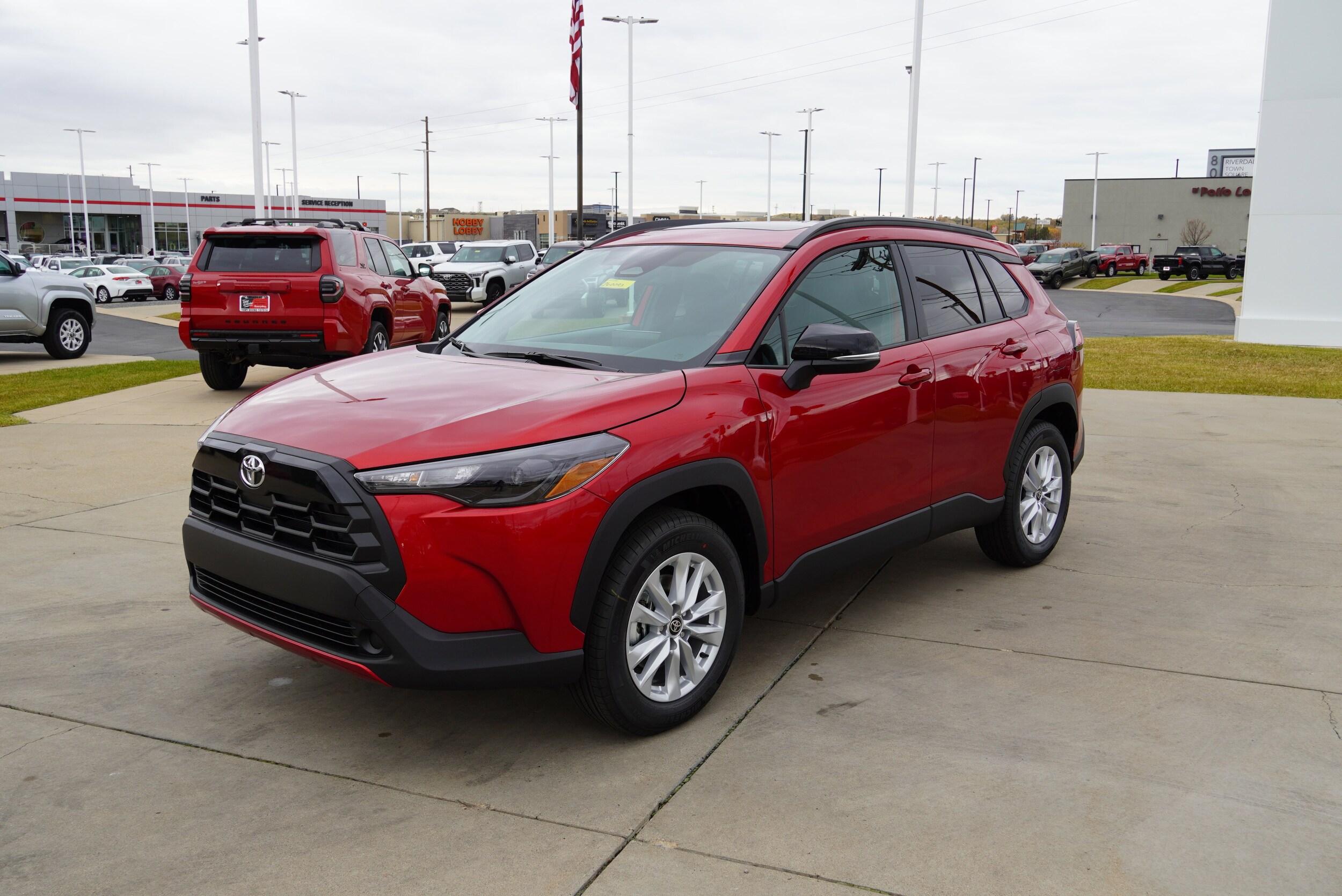 2026 Toyota Corolla Cross LE photo 4